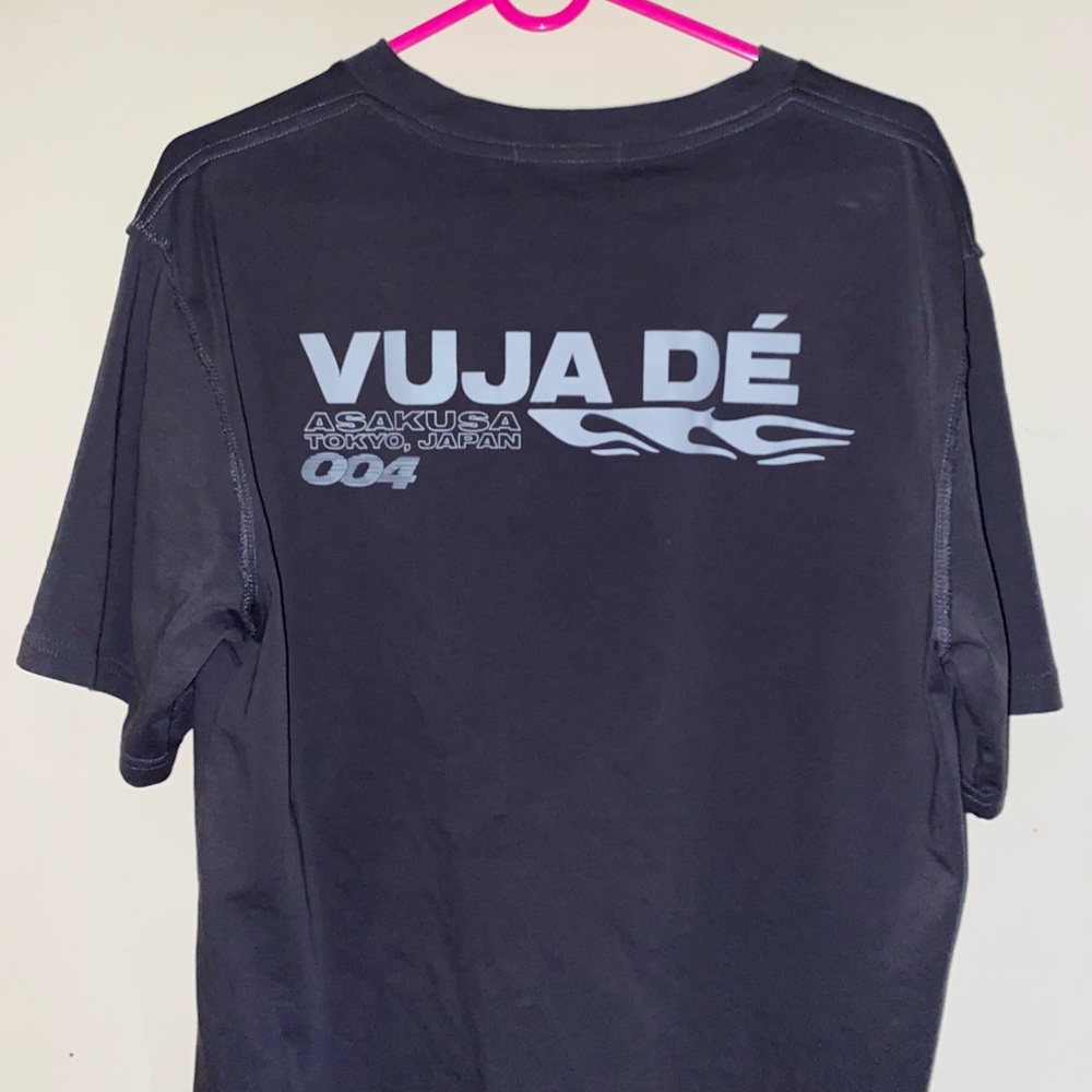vuja de shirt